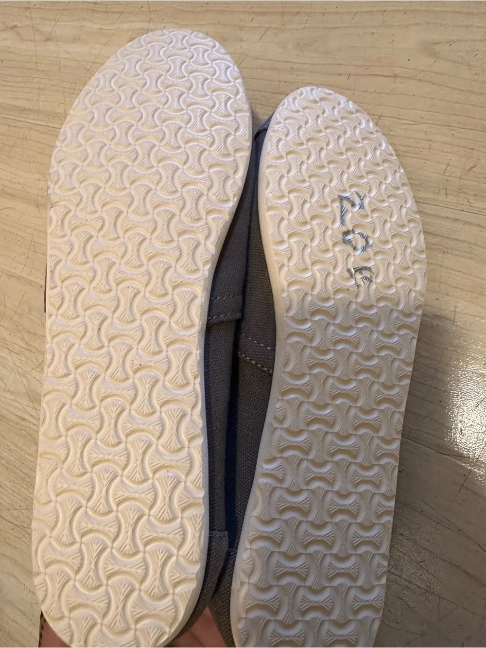TOMS Classic Grey Canvas Alpargata Slip-On Shoes - Size 9